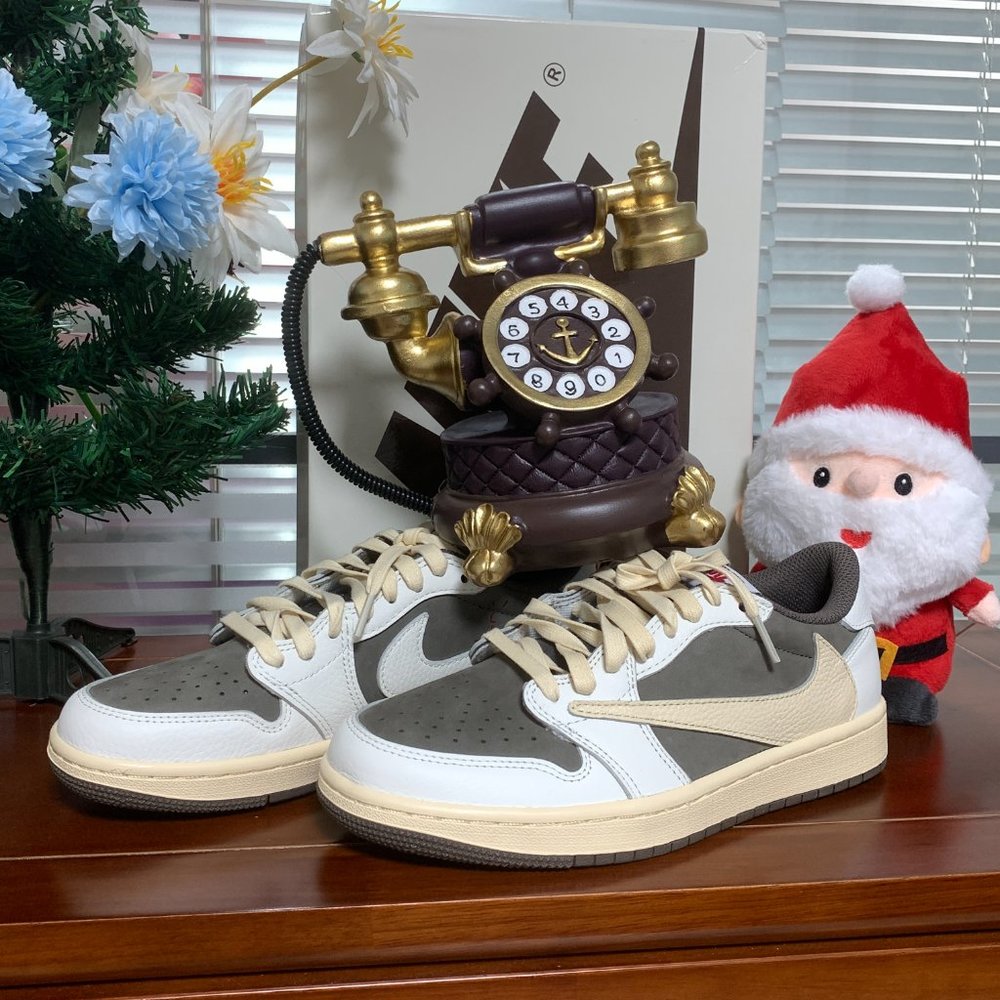 travis scott air jordan 1 retail price